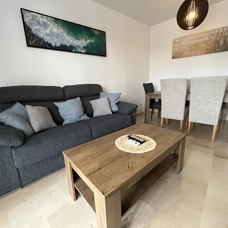 Medus Sea View Andra شقة